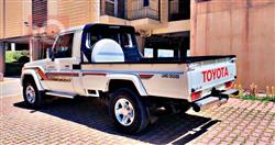 Toyota Land Cruiser 70 Pickup